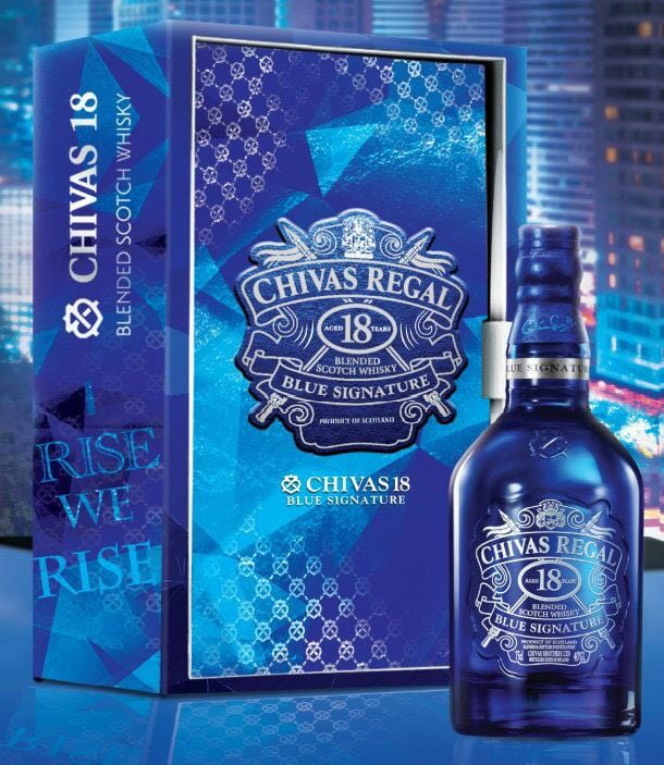 Rượu Chivas Regal 18 Blue Signature Hộp Quà Tết 2023