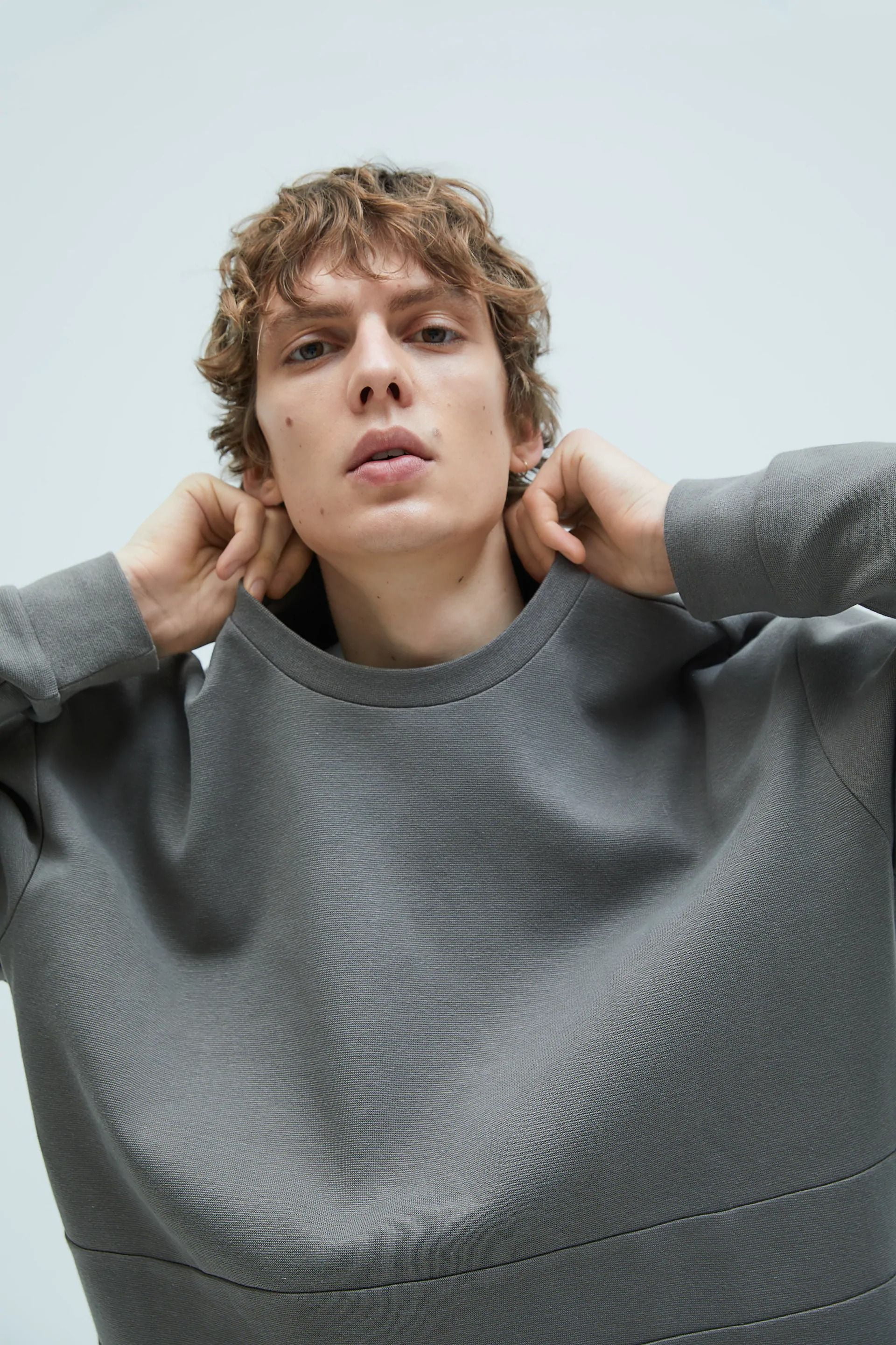 Áo Thun Nam Zara Premium Raised Stripe Sweatshirt Light Khaki